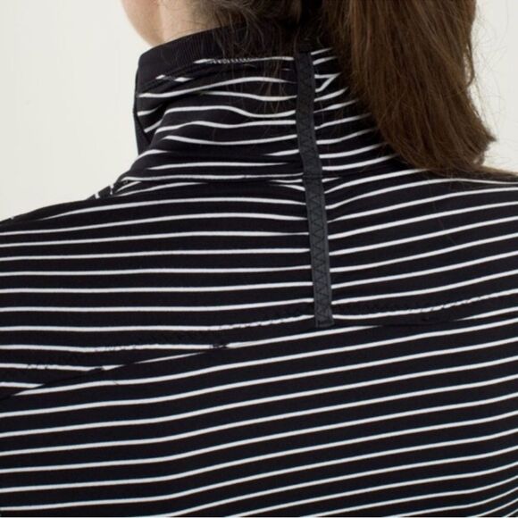 Lululemon Base Runner Parallel Stripe
Half Zip Sz 8 - Picture 6 of 12